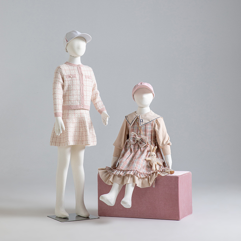 Baby Clothing Display Stand - Mannequin Unisexe Assis pour Enfant, pour