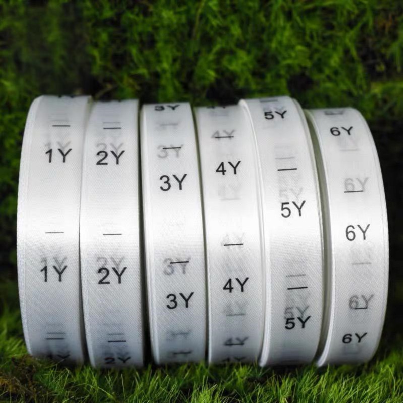 Baby Clothing Tags - 1000 étiquettes par rouleau, tailles pour