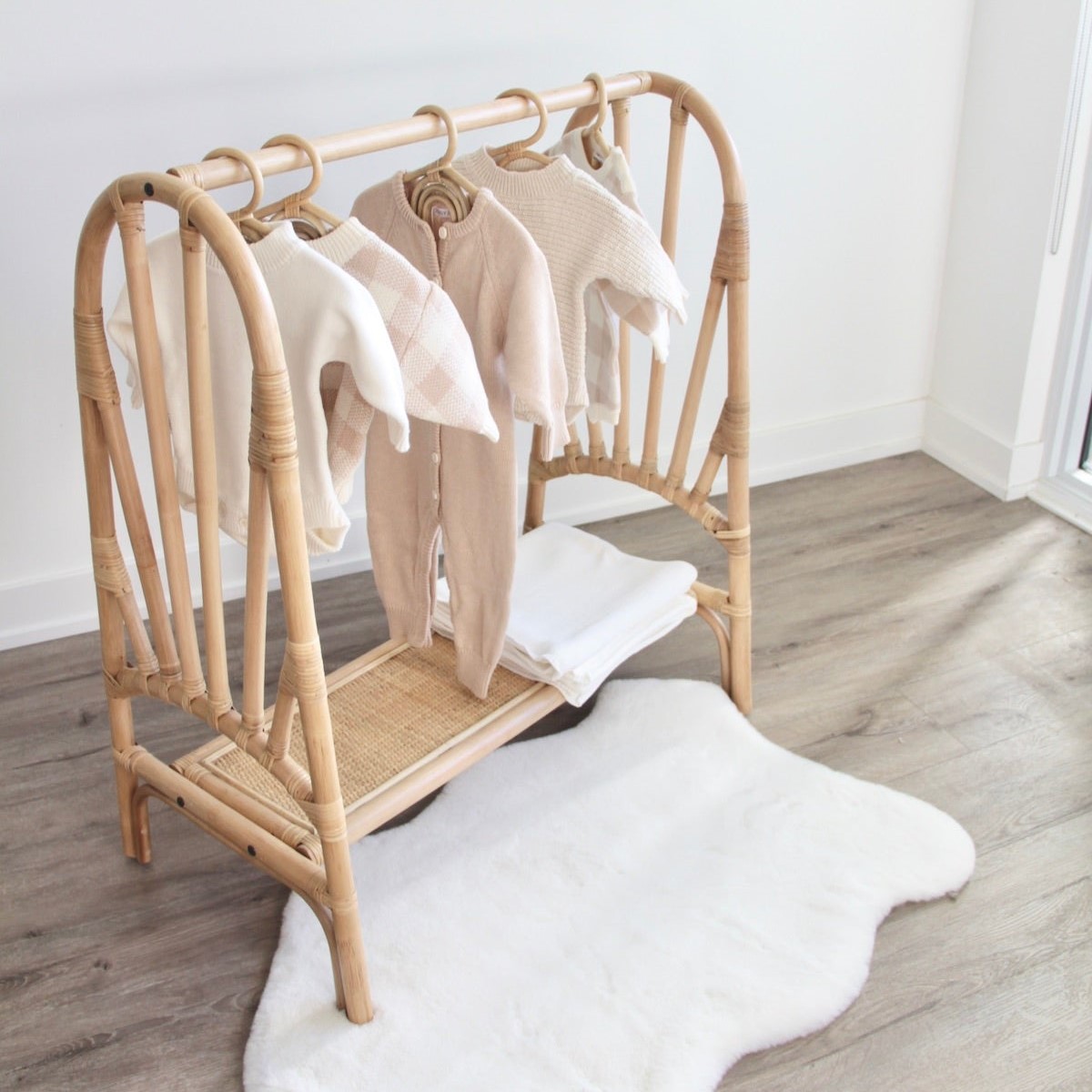 Petites cintres décoratifs, su - Baby Clothing Hanging Rack avis et prix